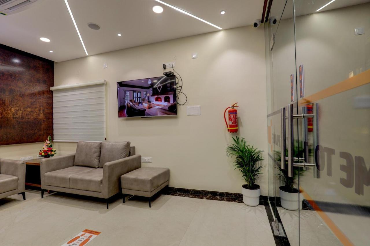 Myspace Tattwa Grand Yelahanka Экстерьер фото