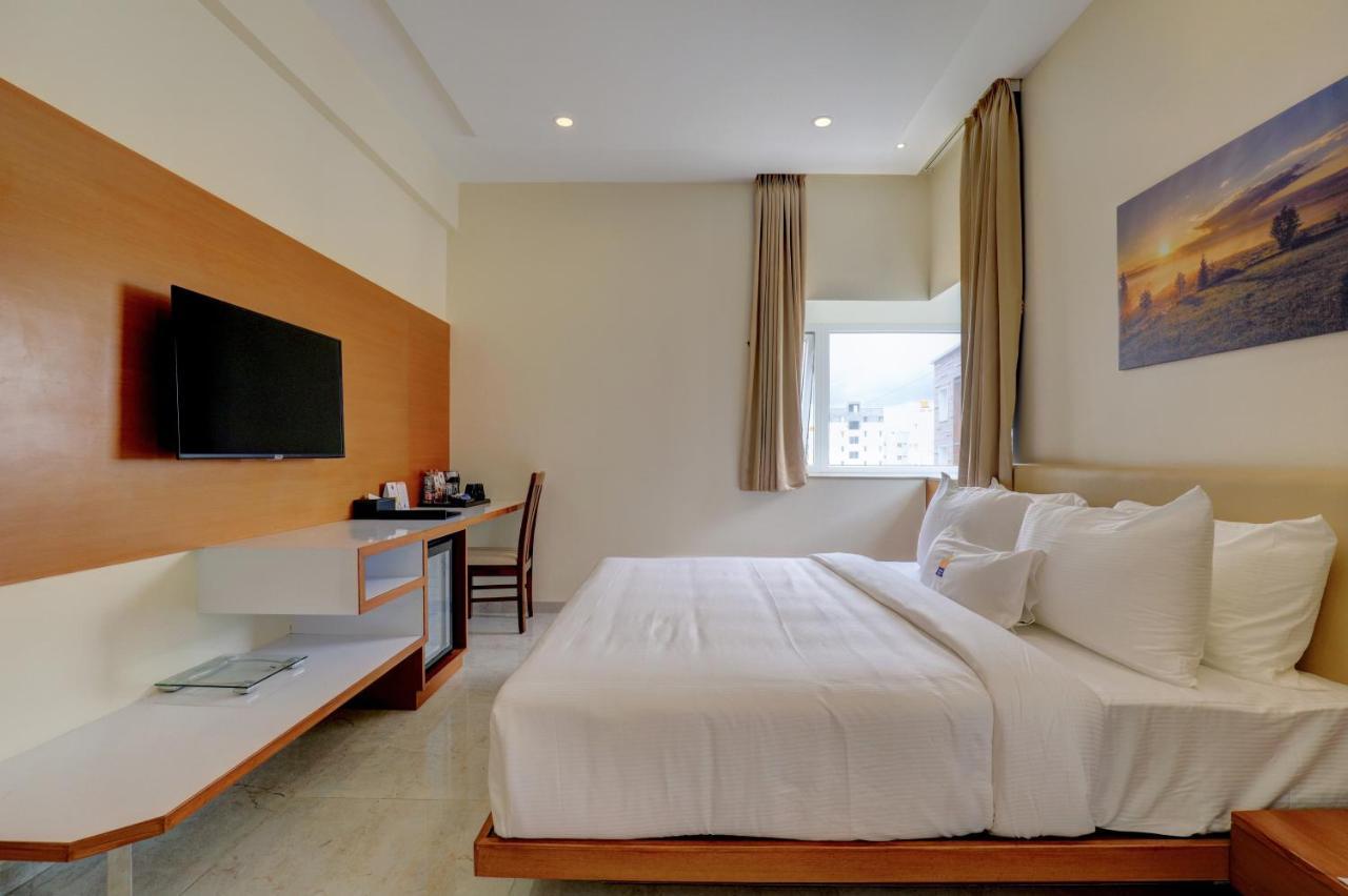 Myspace Tattwa Grand Yelahanka Экстерьер фото