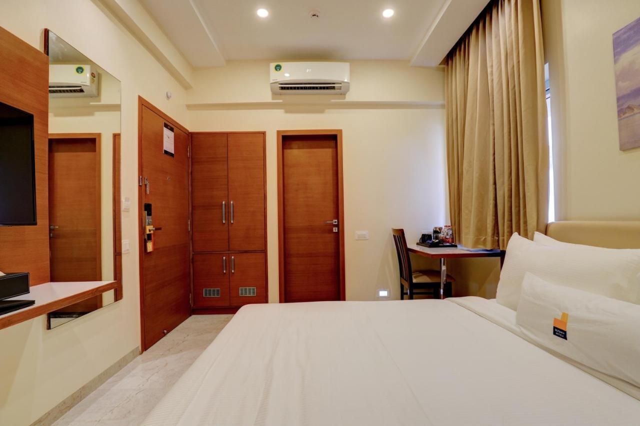 Myspace Tattwa Grand Yelahanka Экстерьер фото