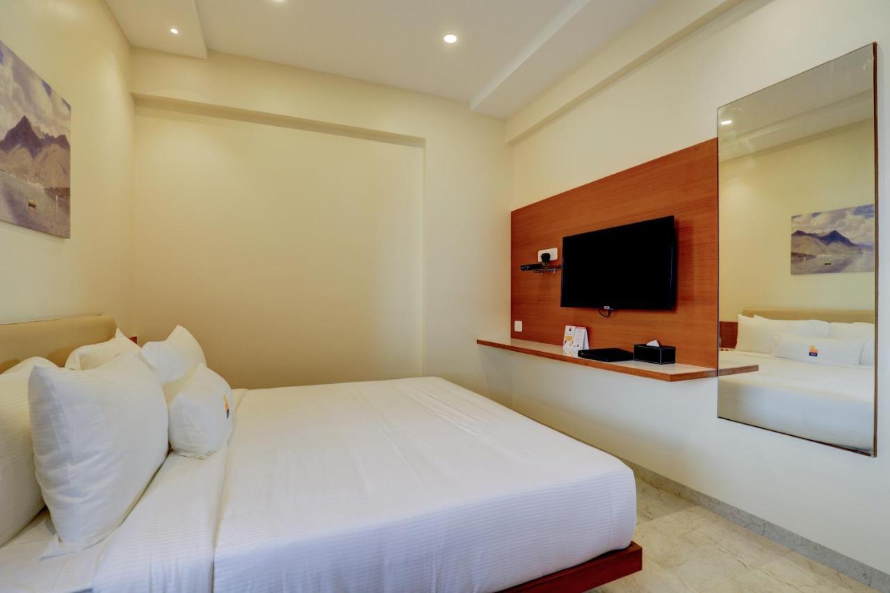 Myspace Tattwa Grand Yelahanka Экстерьер фото
