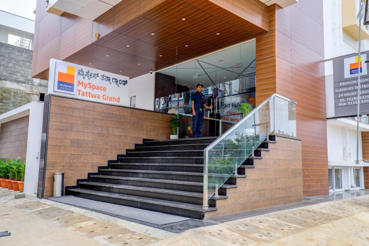Myspace Tattwa Grand Yelahanka Экстерьер фото
