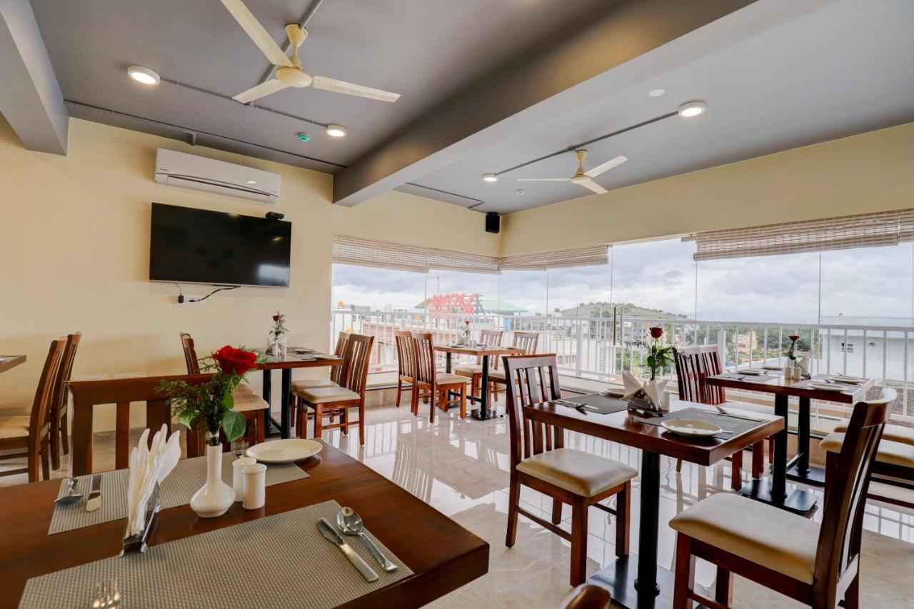Myspace Tattwa Grand Yelahanka Экстерьер фото
