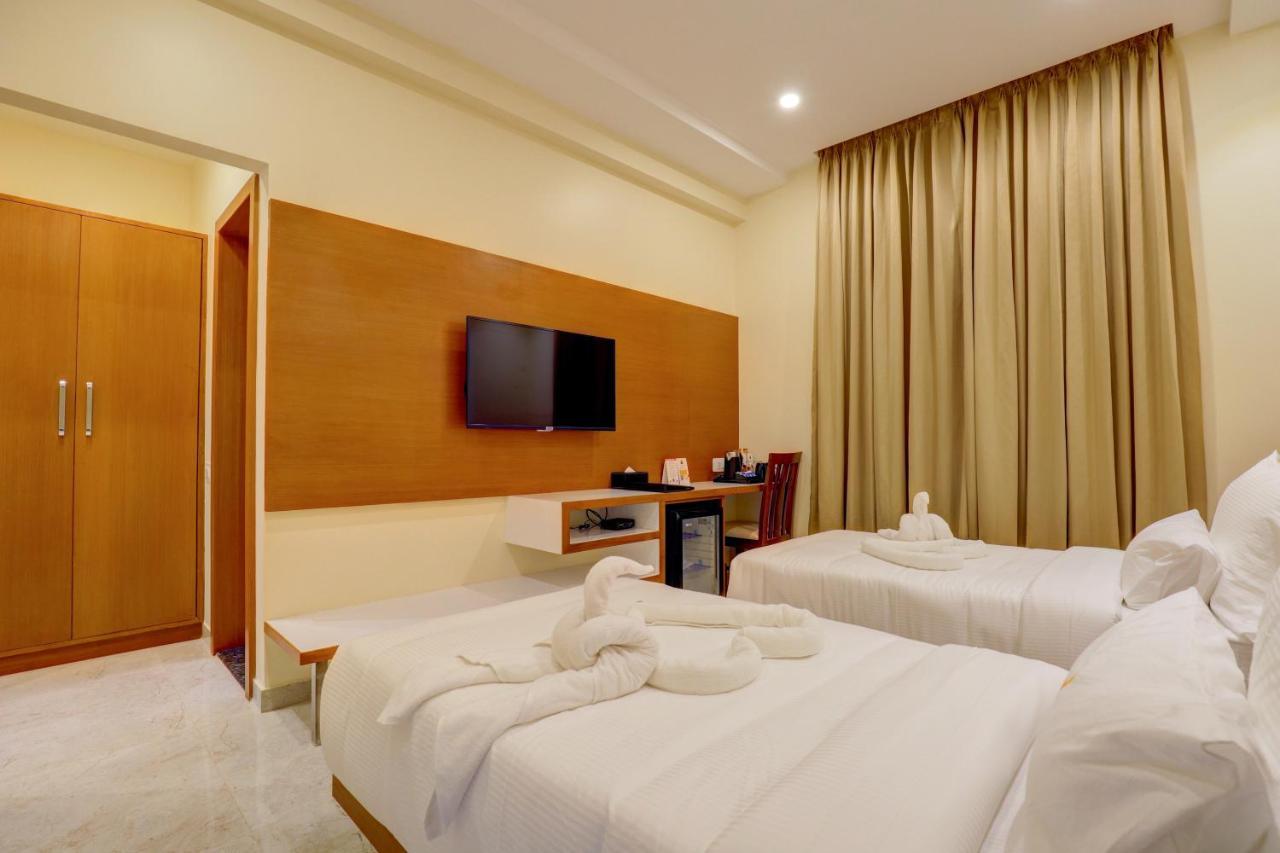 Myspace Tattwa Grand Yelahanka Экстерьер фото
